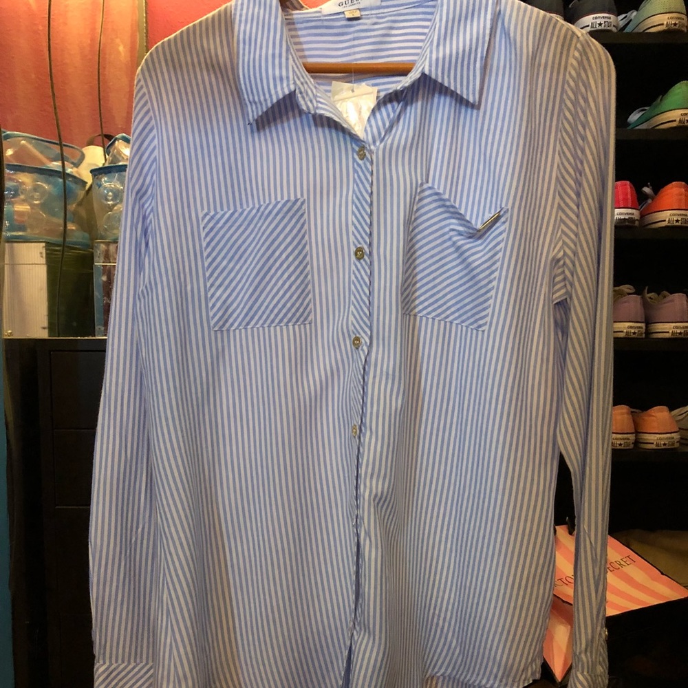 Guess button down shirt size large NWT